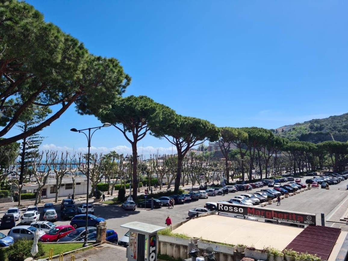Appartamento Deluxe Centrale, Gaeta Exterior foto